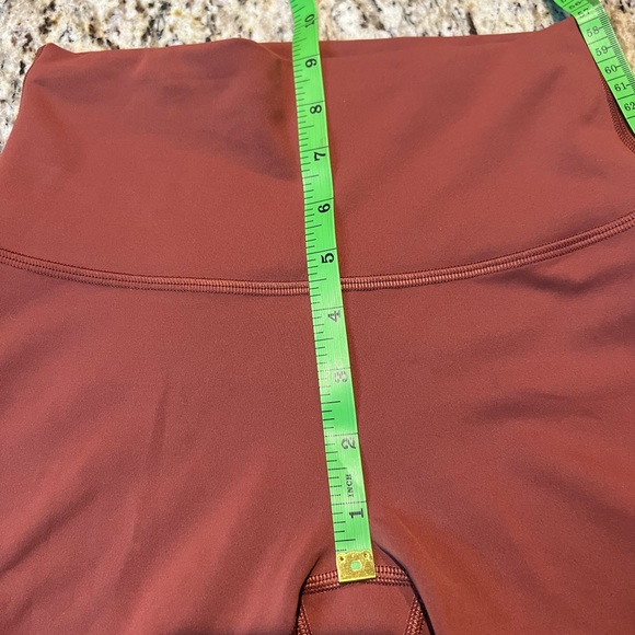 Lululemon Wunder Train High-Rise Short 6" - Picture 5 of 6